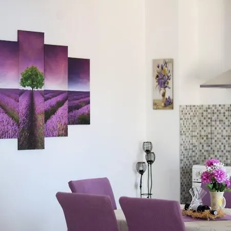 Lacus - With A View Apartment Ploce (Dubrovnik-Neretva)