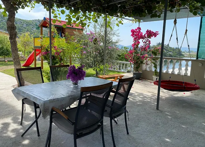 Lacus - With A View Apartment Ploce (Dubrovnik-Neretva)